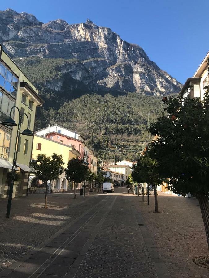 Appartamento Casa Nika Riva del Garda Esterno foto