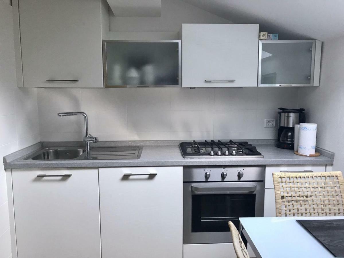 Appartamento Casa Nika Riva del Garda Esterno foto