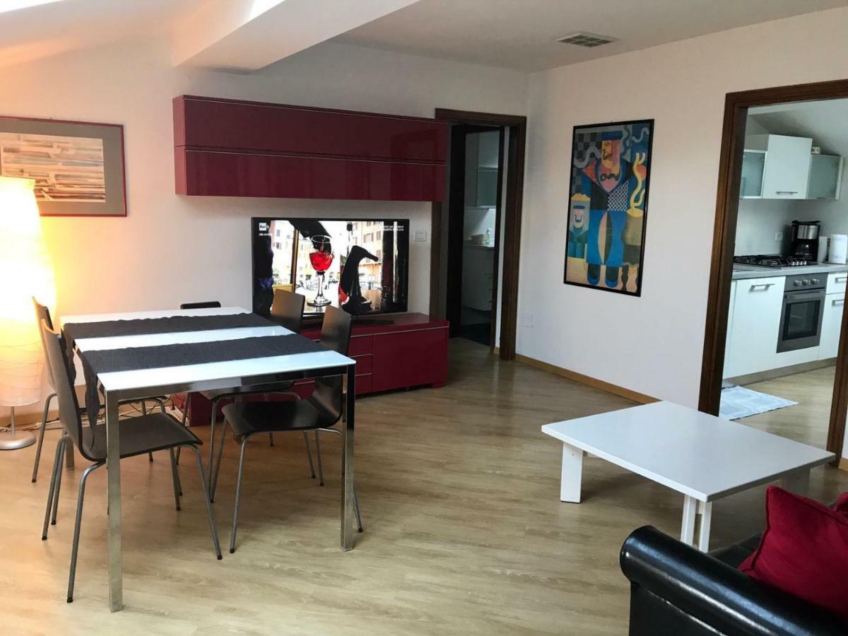 Appartamento Casa Nika Riva del Garda Esterno foto