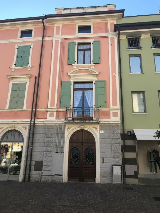 Appartamento Casa Nika Riva del Garda Esterno foto