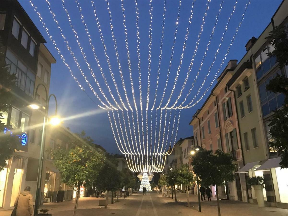 Appartamento Casa Nika Riva del Garda Esterno foto